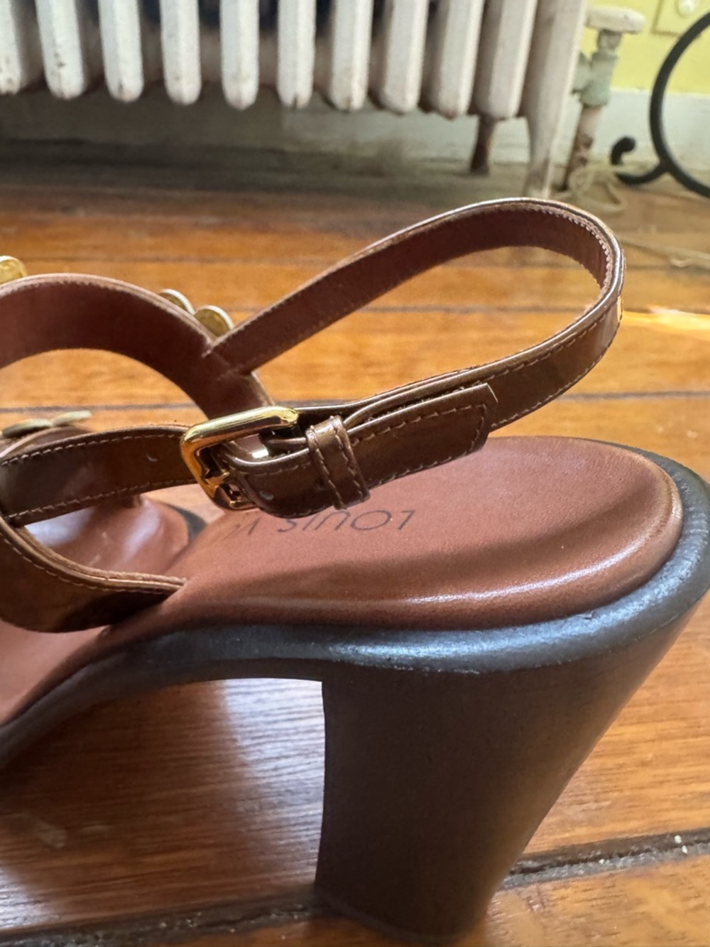 Louis Vuitton Brown Leather Slingback Sandals with Gold Floral Appliqués - Picture 9 of 11